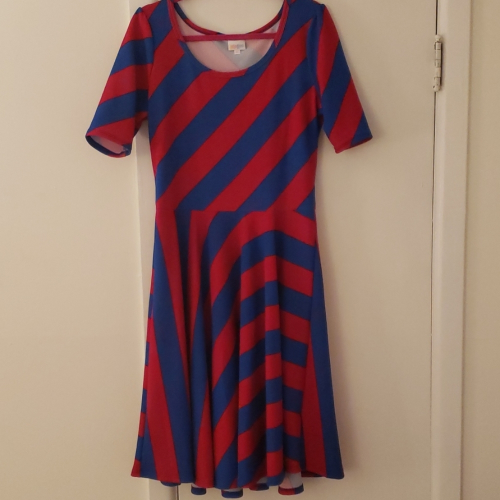LuLaRoe Nicole dress size XL